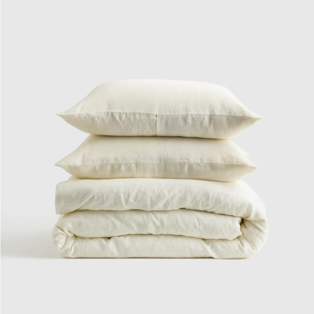 Quince Full/Queen Ivory European Linen Duvet Cover Set with 2 Shams